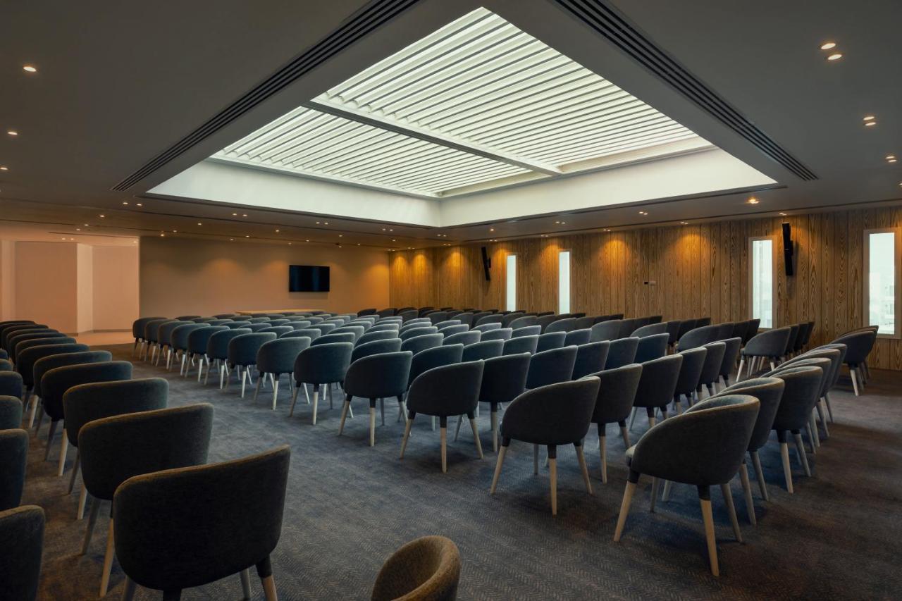 Tanoak Resort Айн-Сохна Экстерьер фото The main conference room